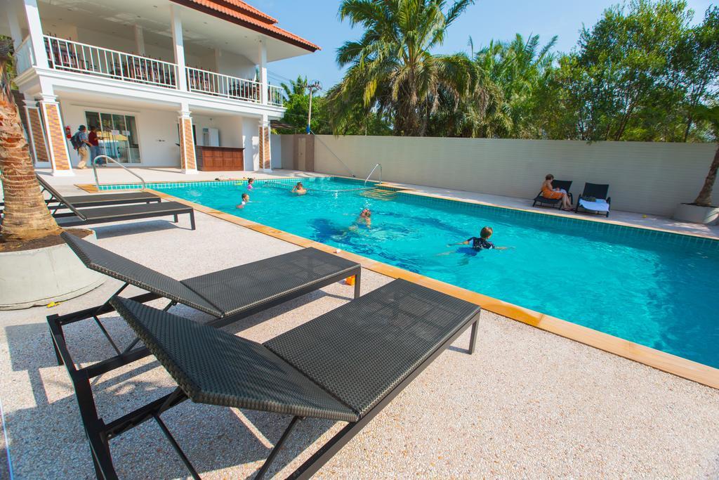 Lux Family Villas Krabi Ao Nang Екстериор снимка